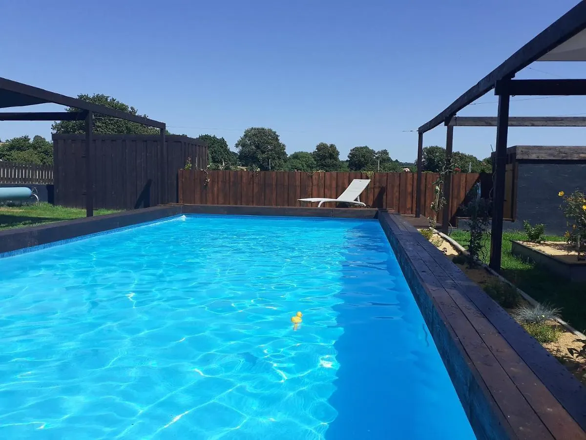 Locarn Lodge, Goas Rep