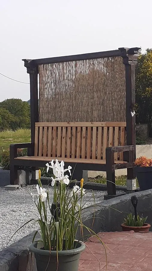 Bed & Breakfast Locarn Lodge, Goas Rep France