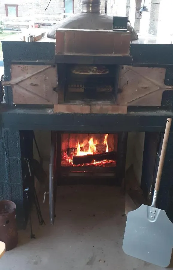 Locarn Lodge, Goas Rep Bed & Breakfast